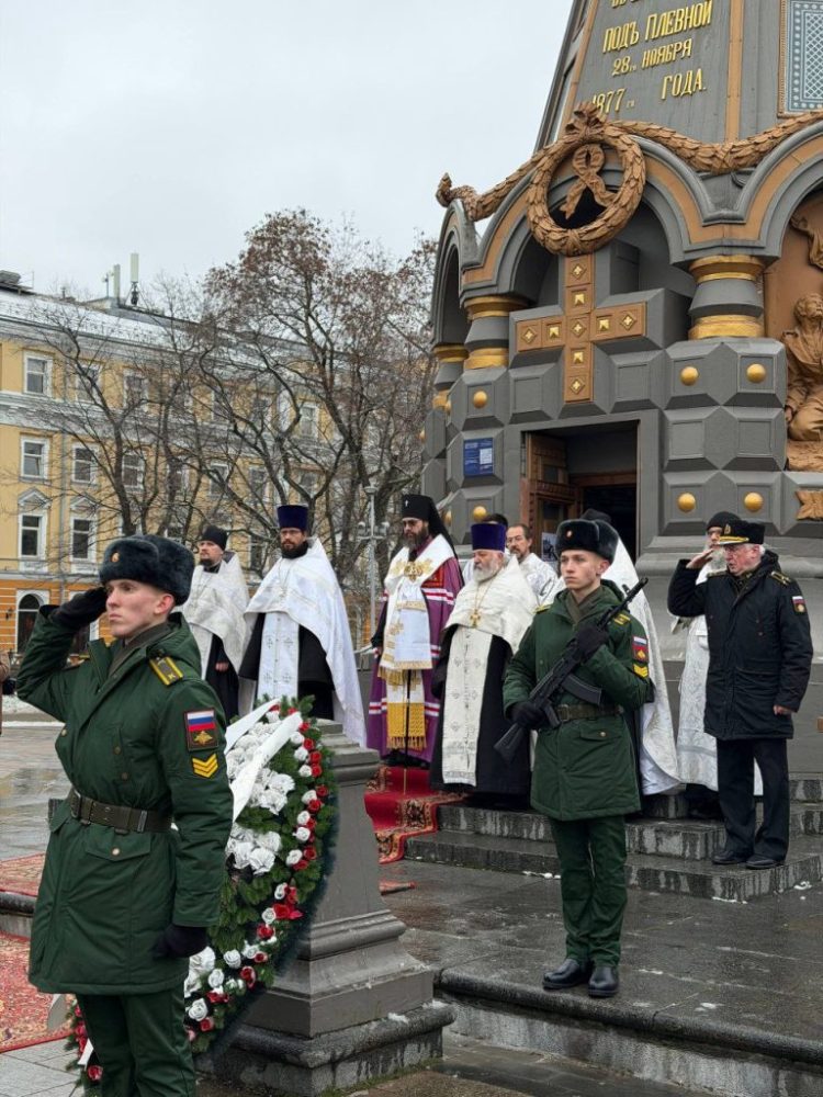 photo_2025-12-10_19-07-56-768x1024